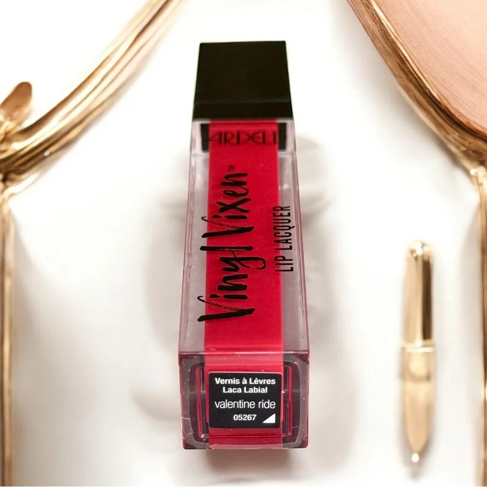 💋 Ardell Vinyl Vixen Lip Lacquer in Valentine Ride - Lipstick Gloss